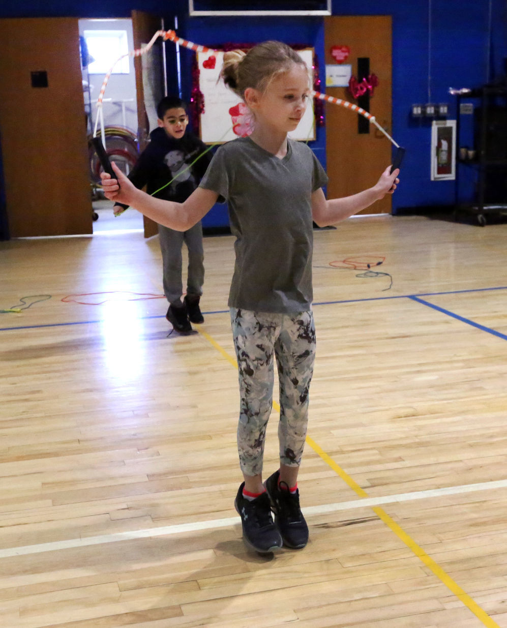 Marsh School dance and jump rope contest